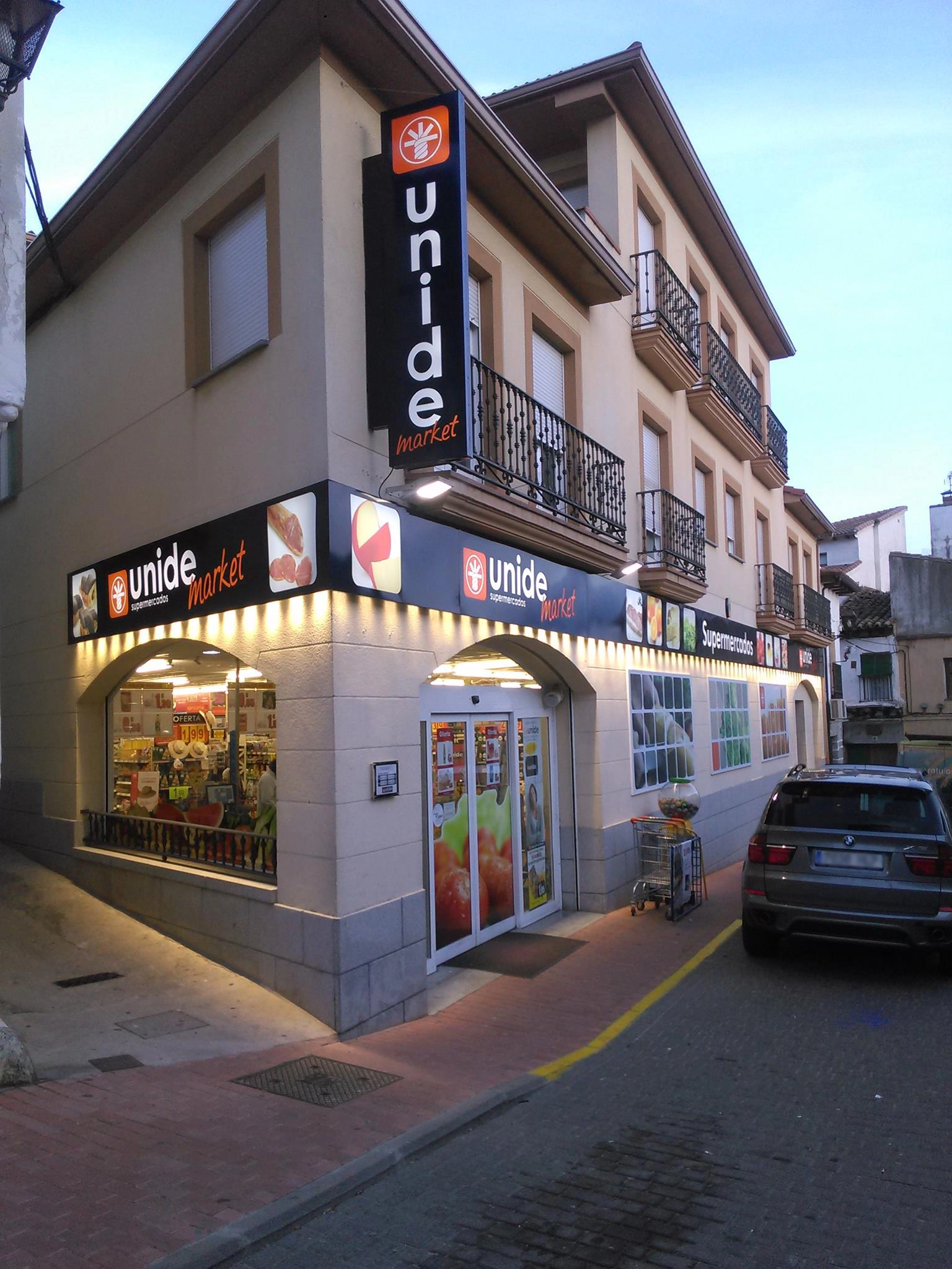 Unide Market Cebreros 3