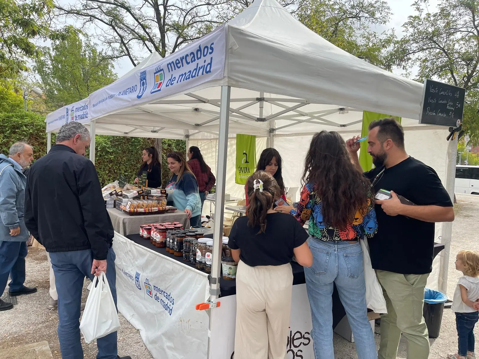 Productores de Ávila Auténtica en Mercado de Productores de Madrid