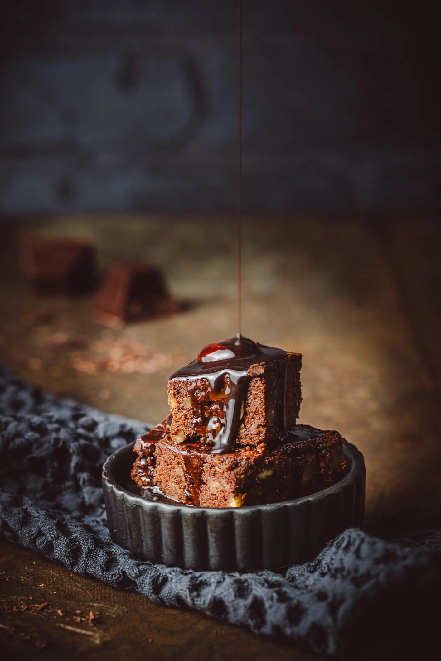 brownie casero de chocolate con miel y nueces