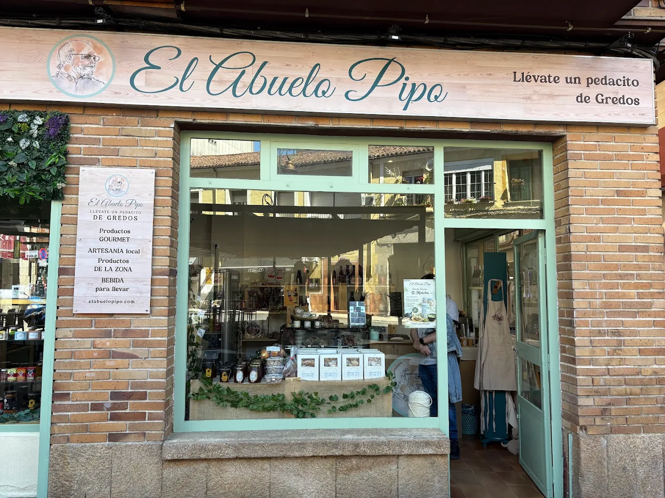 El Abuelo Pipo fachada en Arenas de San Pedro